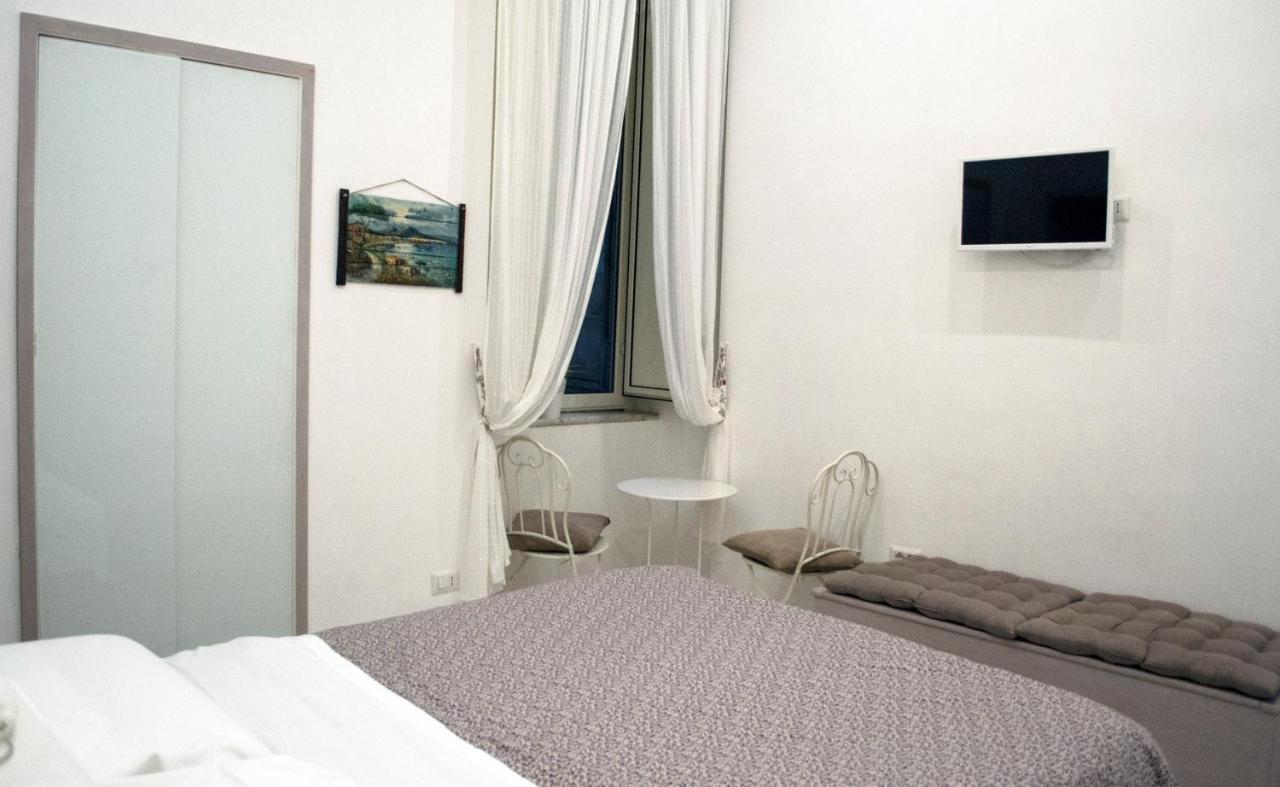 Bed and Breakfast Le Stanze di Dolly Neapel Exterior foto